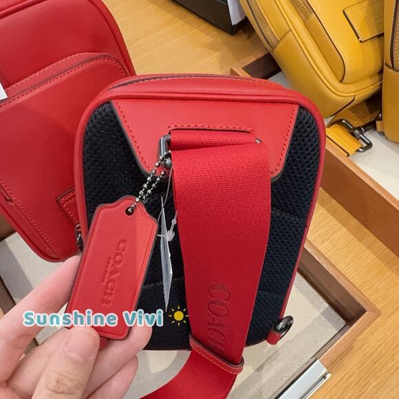NWT Coach Racer Sling Pack CX071 Smooth calf leather Bold Red - Picture 5 of 9